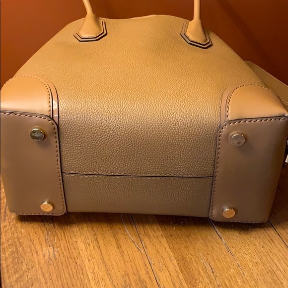 💝Michael Kors Mercer bag. NWT💝 - Picture 5 of 7